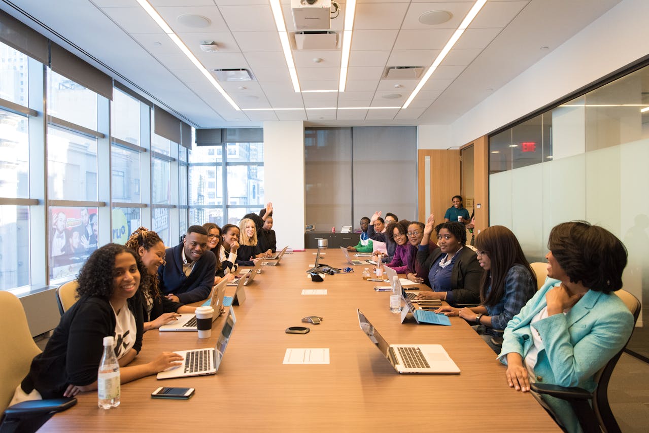 ¿Qué Equipo es Necesario Para Hacer Videoconferencias?